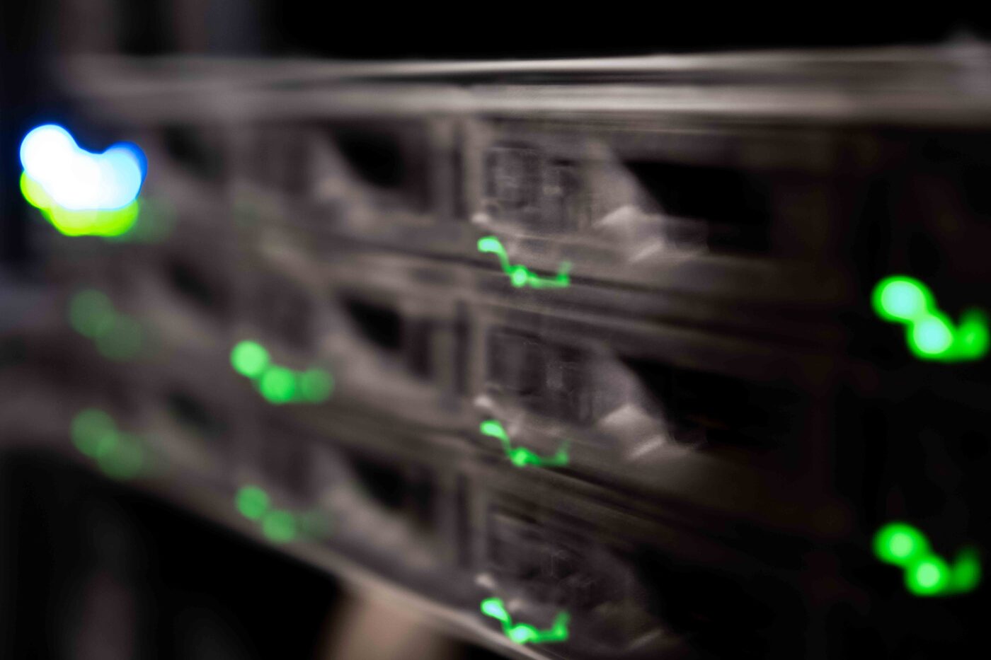 Ampand – eigene Server-Infrastruktur statt Cloud-Speicher